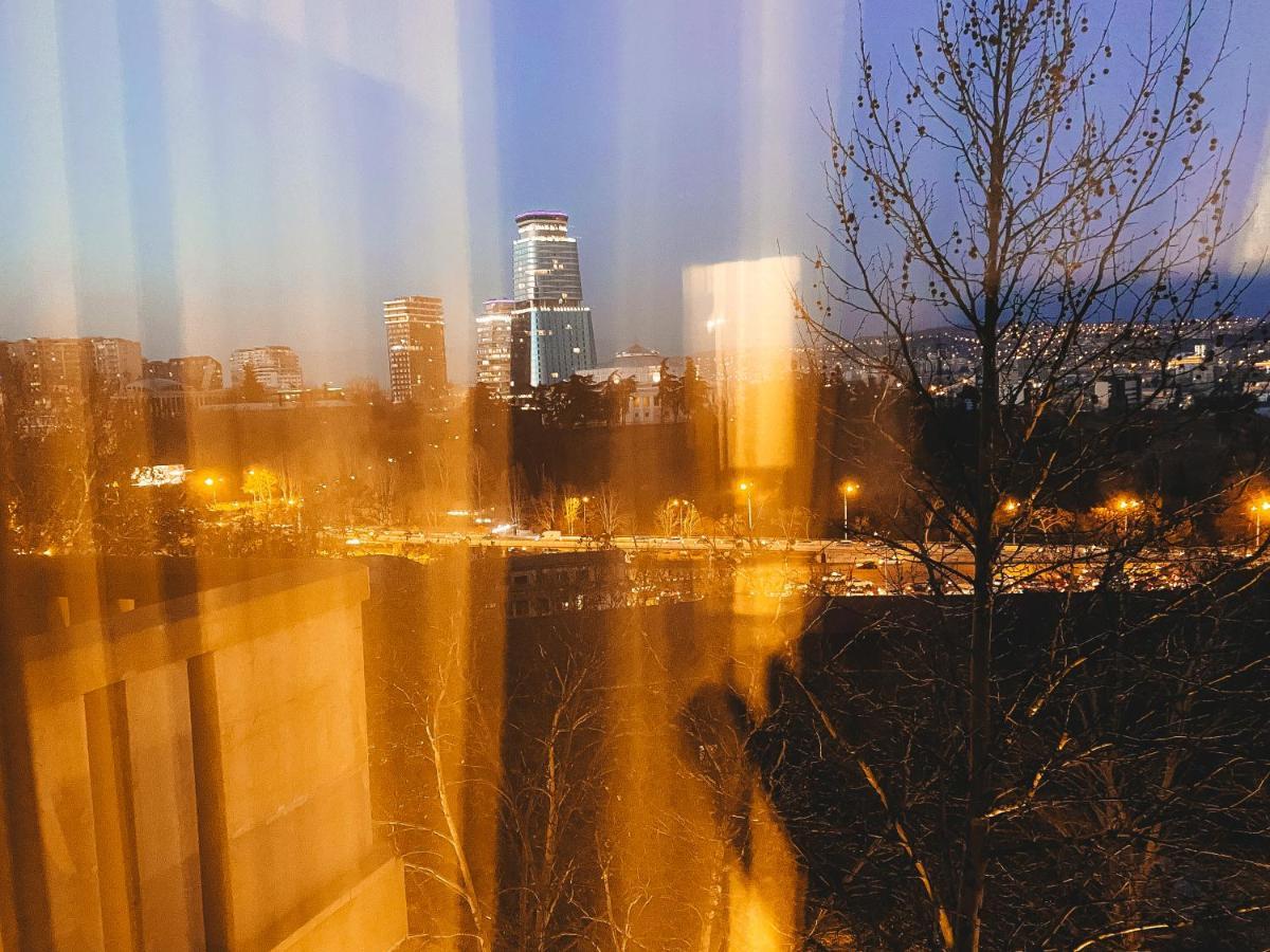 Sunset Tbilisi Luxury Aparthotel エクステリア 写真